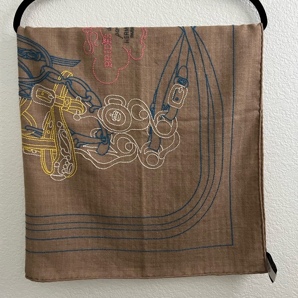 Brand new Brides de Gala Brode au Fil scarf 90 - Picture 10 of 12